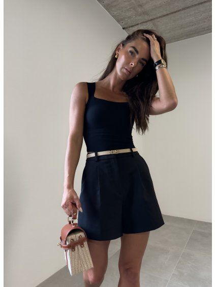STRETCH CROP TOP S VYCPÁVKAMI black