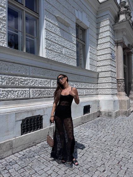 KRAJKOVÉ MIDI ŠATY S VOLÁNKY black