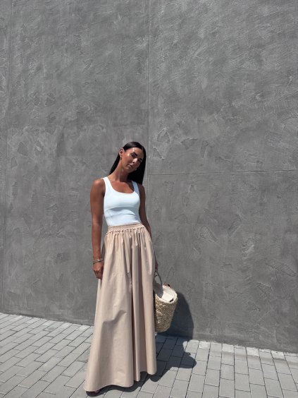 BAVLNĚNÁ MAXI SUKNĚ S KAPSAMI beige