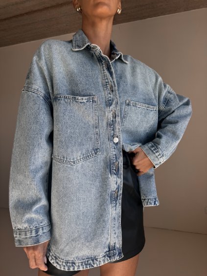 OVERSIZED DENIM KOŠILE S KAPSAMI light blue