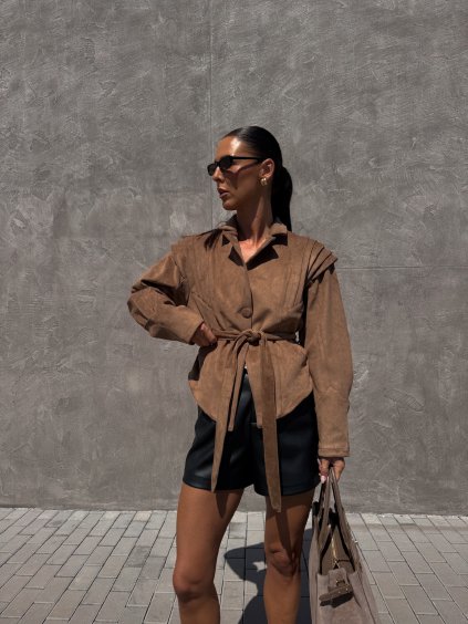 SEMIŠOVÁ BUNDA S PÁSKEM camel