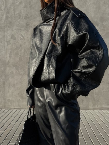 KOŽENKOVÝ BOMBER SE STOJÁČKEM NA KNOFLÍKY black