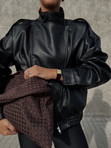 KOŽENKOVÝ BOMBER SE STOJÁČKEM NA CVOČKY black