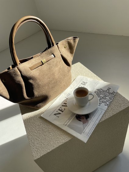 SEMIŠOVÁ SHOPPER BAG S PÁSKEM taupe
