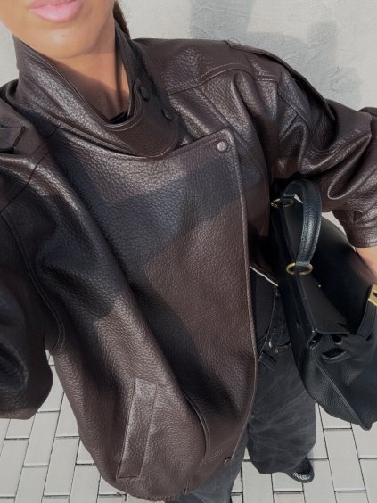 KOŽENKOVÝ BOMBER SE STOJÁČKEM NA CVOČKY brown