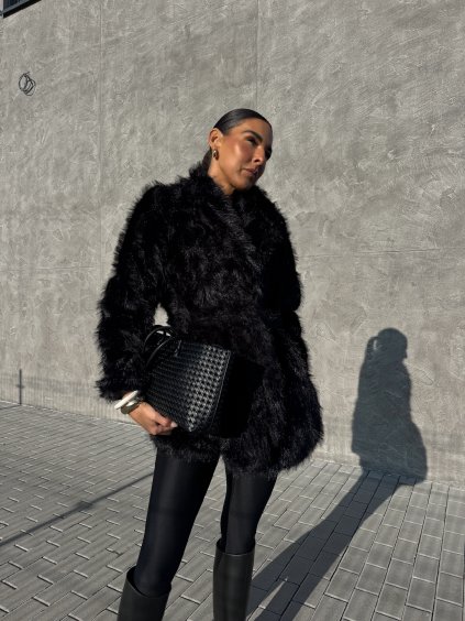 KOŽÍŠEK S PÁSKEM black