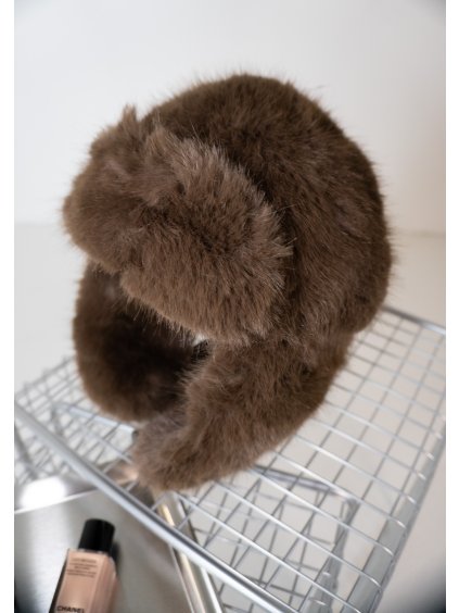 KOŽEŠINOVÁ BERANICE brown