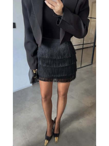 SUKNĚ S TŘÁSNĚMI black