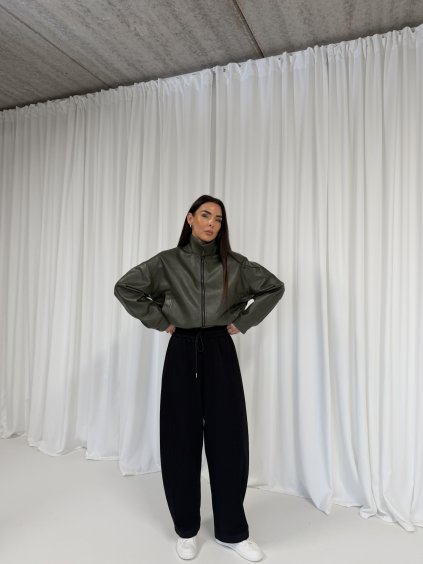 BALONOVÉ TEPLÁKY black