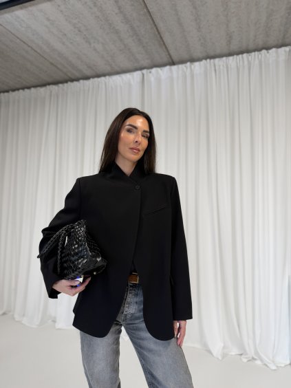 SAKO SE ZAPÍNÁNÍM U KRKU black