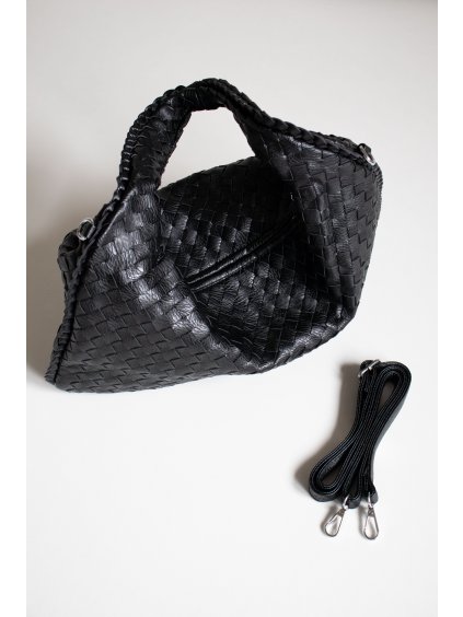 PROPLÉTANÁ KABELKA PŘES RAMENO black