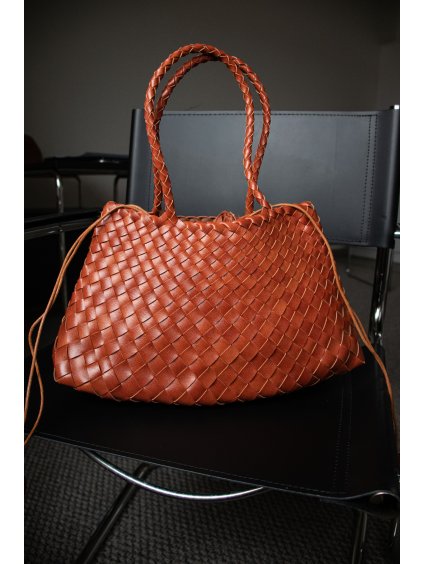 PROPLÉTANÁ KABELKA DO RUKY camel