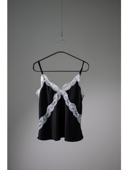 SATÉNOVÝ TOP S KRAJKOU black