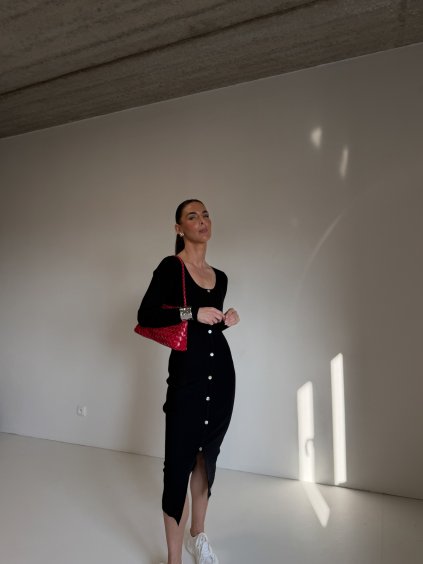 ŽEBROVANÉ ÚPLETOVÉ MIDI ŠATY black