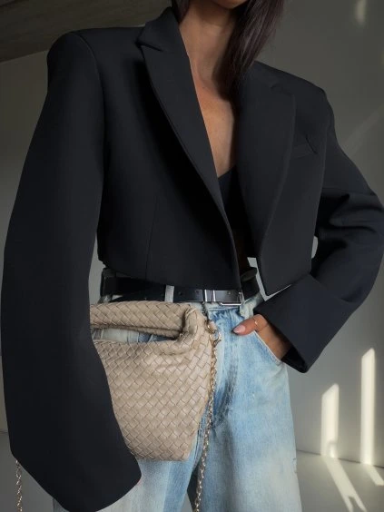 CROPPED SAKO S VYCPÁVKAMI black