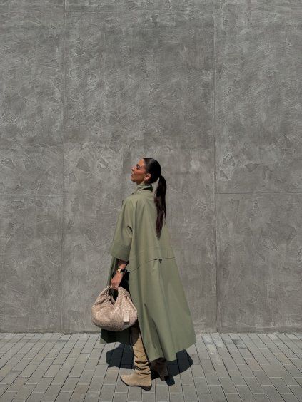 OVERSIZED TRENCH COAT khaki