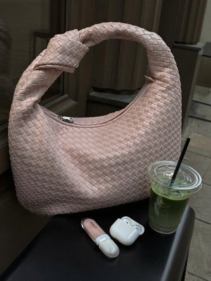 8FC2AD77 BCF9 4EFD 8EFA 979167FEF658