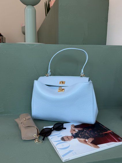 MALÁ KOŽENÁ KABELKA S KLOPOU light blue