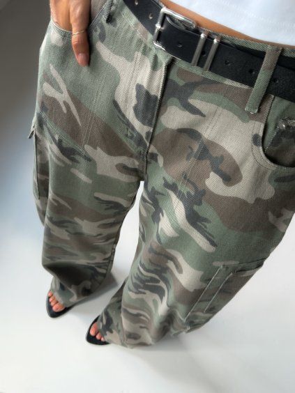 MASKÁČOVÉ CARGO KALHOTY khaki