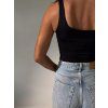 STRETCHOVÝ CROP TOP black