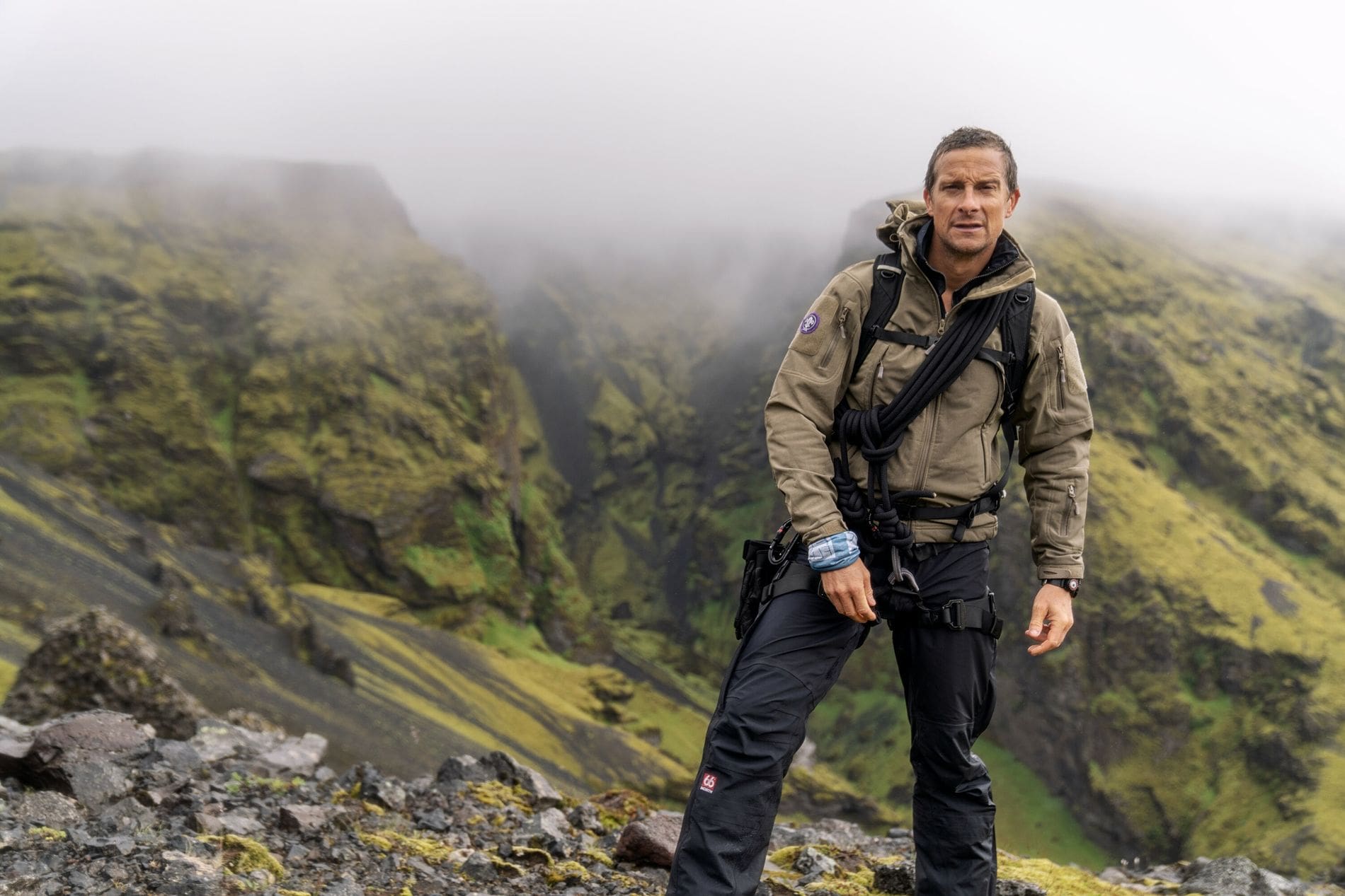 BearGrylls-min