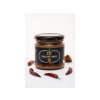 CHILLIMAGA cibulová chilli omáčka s chilli papričkami – vyvážená chuť a střední pálivost.