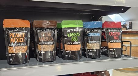 BBQ rub vs. seasoning: Jaký je rozdíl a kdy je použít?
