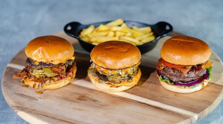 TOP varianty burgerů: Od klasiky po vegetariánské lahůdky