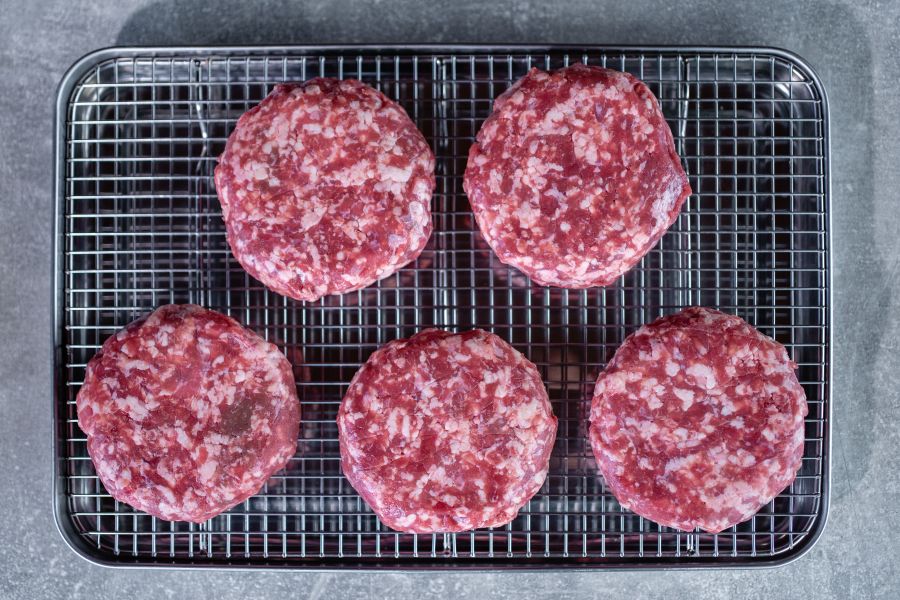 uzené hamburgery