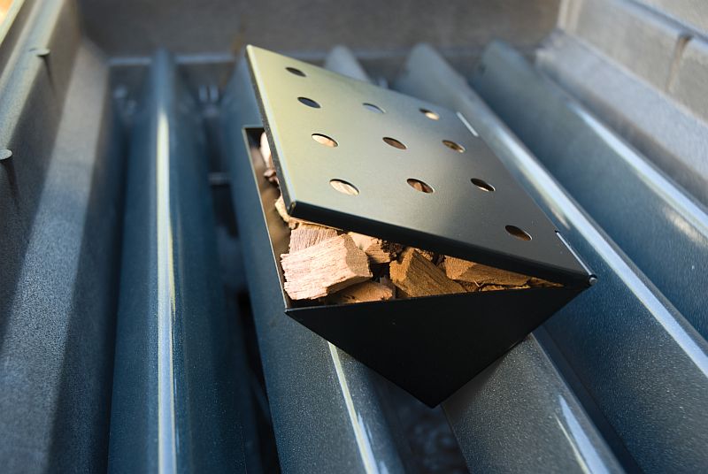 Charcoal Companion Krátký udící V-box