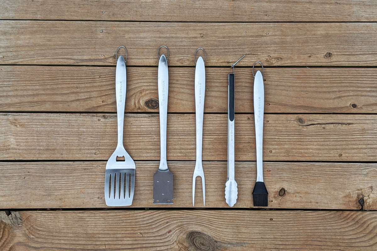 SnS Grill Sada grilovacího náčiní SnS Deluxe