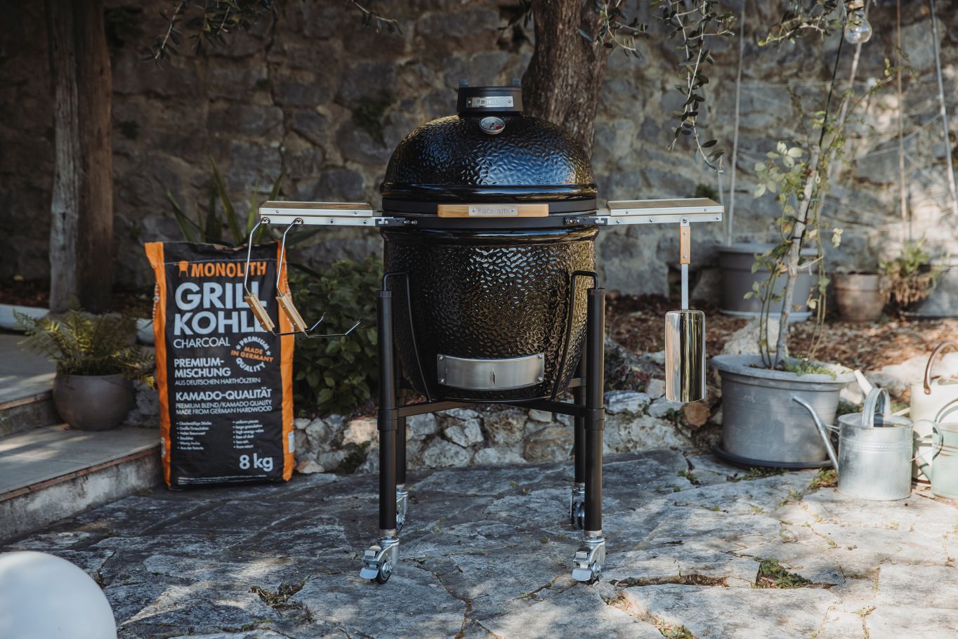Keramický gril Monolith ONE.55 (obrázek 7)
