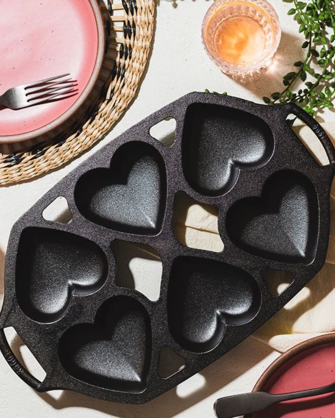 Láska prochází žaludkem. A Valentýn je ideální čas si to znovu připomenout. ❤️ Stačí dobré jídlo, správná chuť a chvíle,...