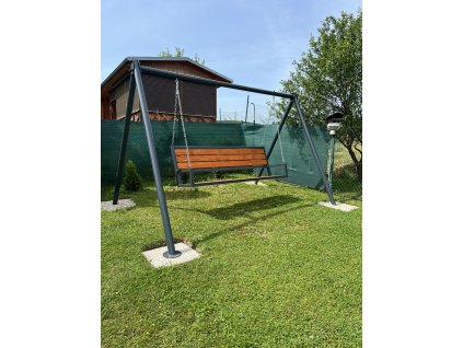 zahradní kovová houpačka, masivní houpačka, houpačka na zahradu, zahradní houpačka