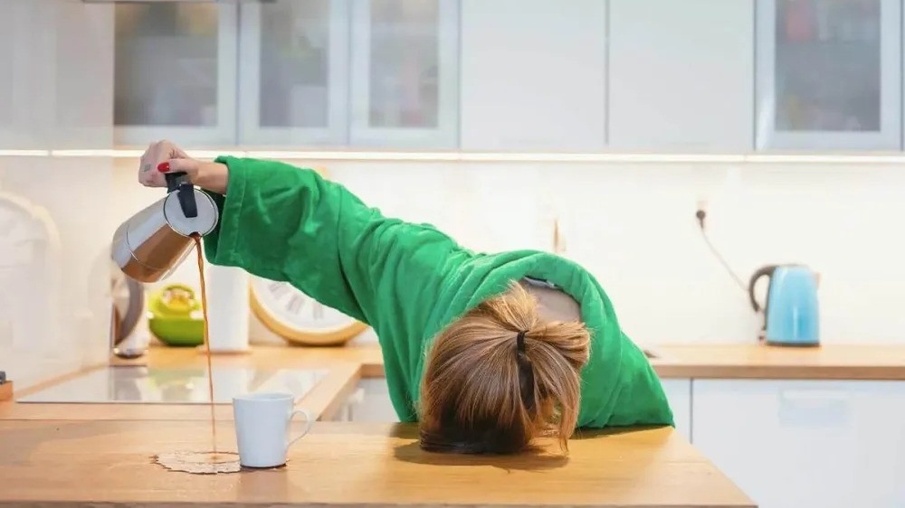 Jak se vyhnout kofeinovému propadu