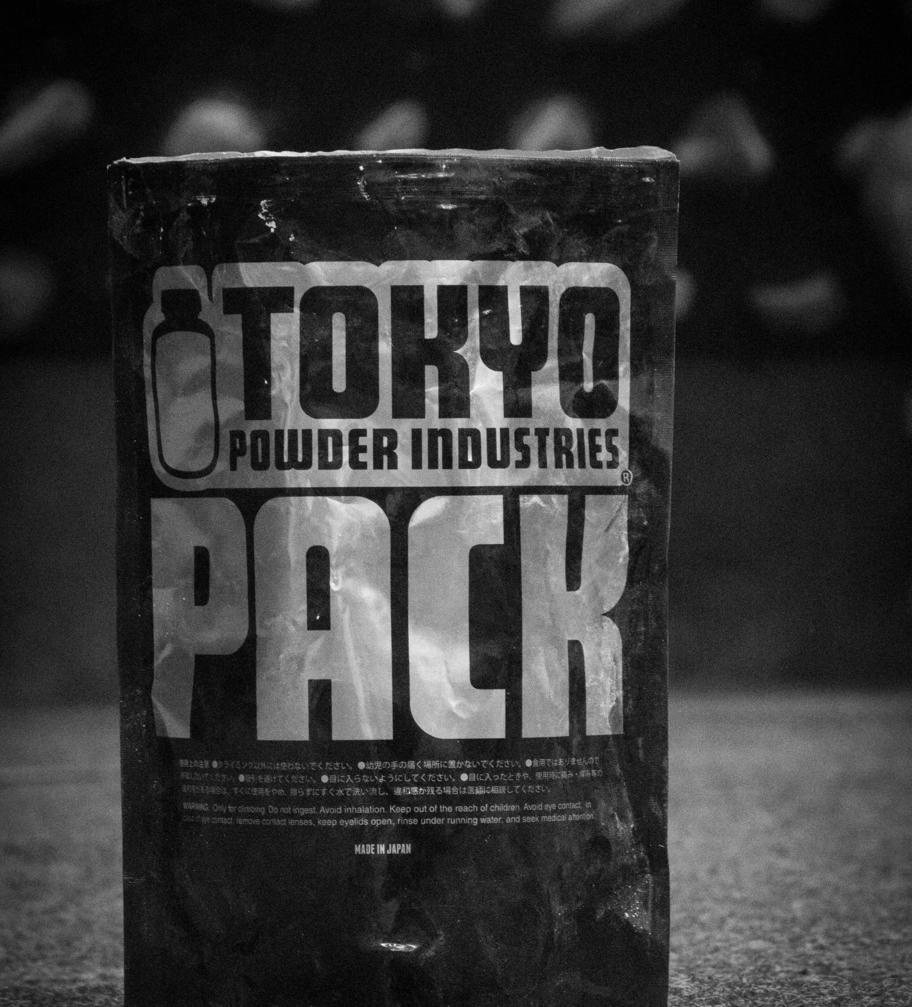 Indoor vs Outdoor Climbing: Key Differences & Gear Tips for Chalk and Tape