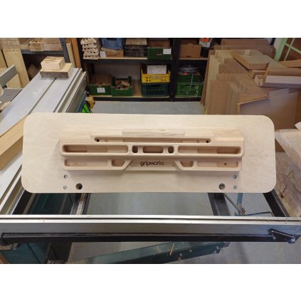 Dřevěný držák do dveří