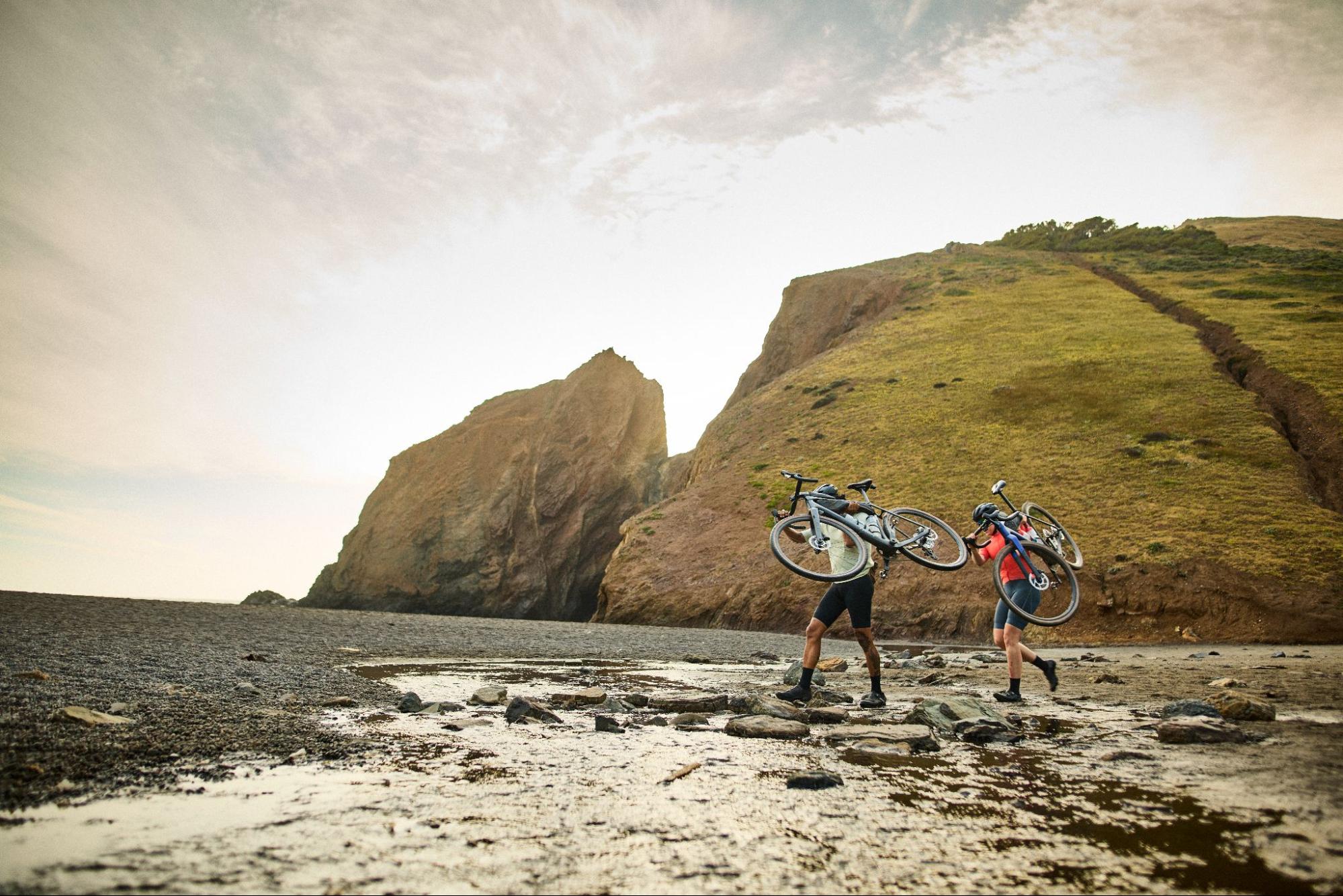 Gravel bicykle a bikepacking