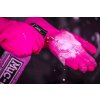 rukavice muc off deep scrubber gloves pink1