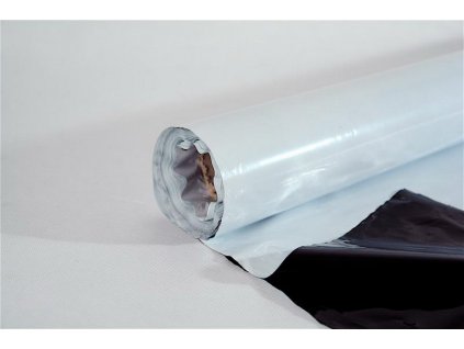 Bílo černá folie zahradnická PE 3200x0,07mm ,1 bm (3,2m2)
