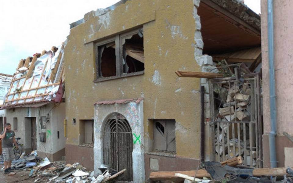 WIR HABEN IN MÄHREN GEHOLFEN