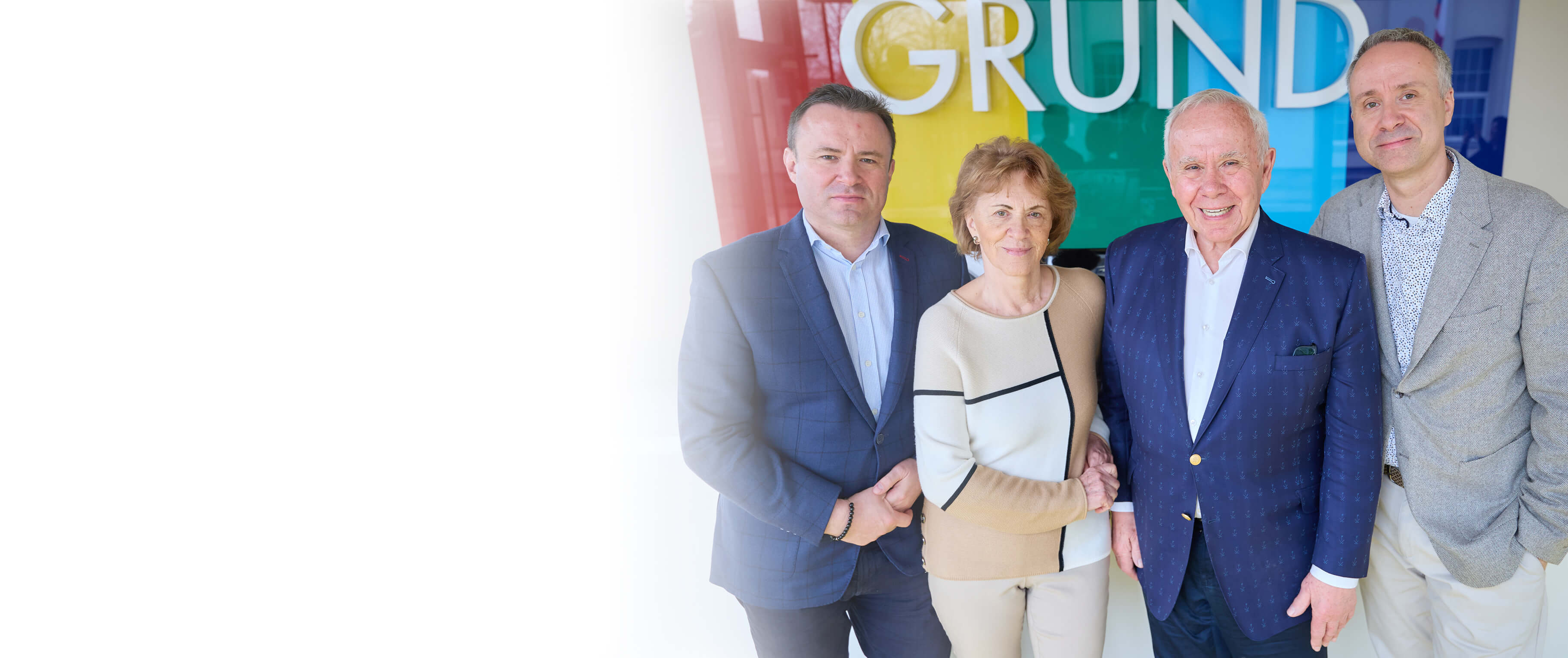 GRUND A TOUCH OF DESIGN