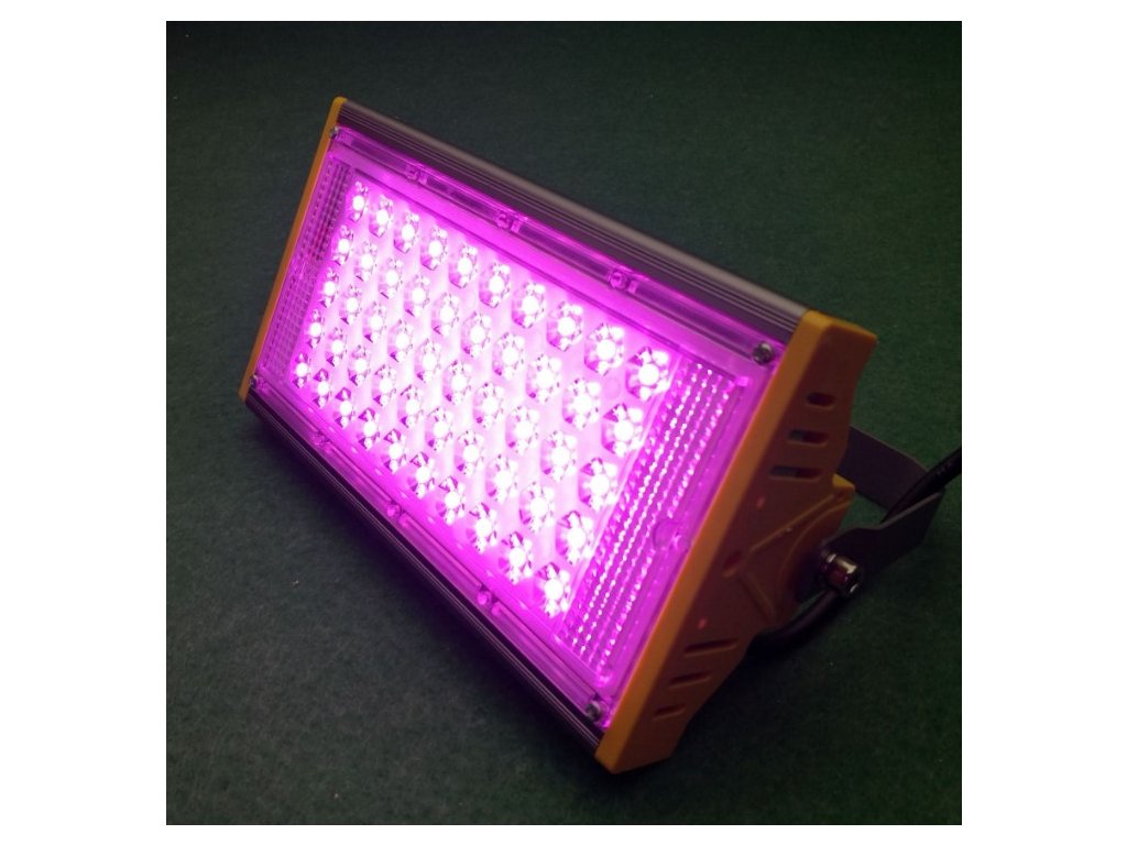 modulovy reflektor 50w pro růst rostlin