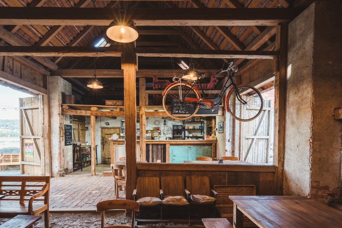 Aparthotel Knížecí cesta, Lipno – interiér s nábytkem GS Furniture, foto 1