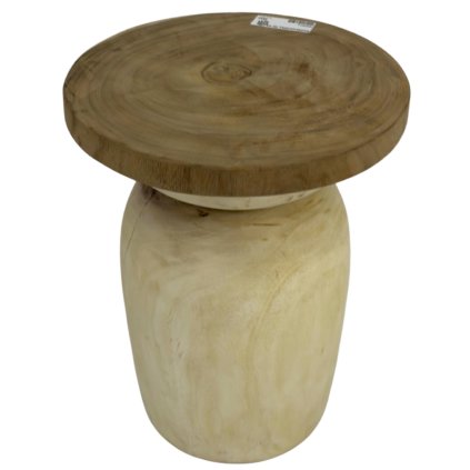 Dřevěný stolek/stolička s robustní konstrukcí, s kontrastním světlejším spodkem a tmavším vrškem.