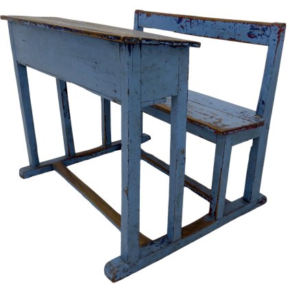 Indická školní lavice se stolečkem v modré barvě s patinovaným vzhledem, která přináší vintage kouzlo a autentičnost do každého interiéru.