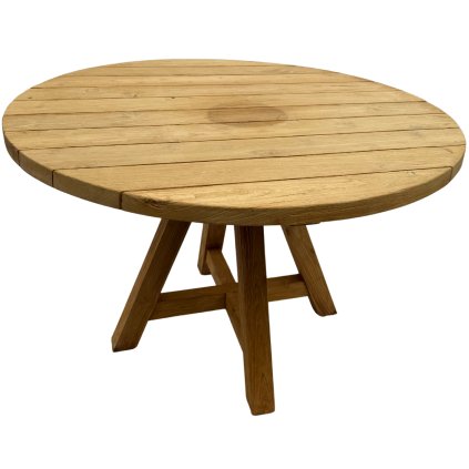 Kulatý teakový stůl s elegantním designem, ideální pro jakýkoli prostor.