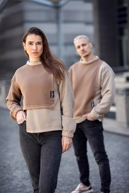 dámska crew neck mikina atypický strih
