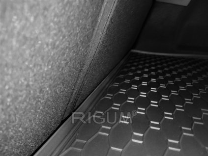 Gumová vana do kufru Renault CAPTUR 2020- horní dno