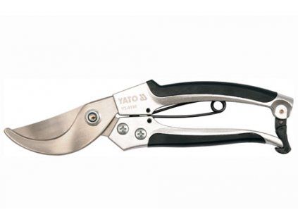 YT 8790